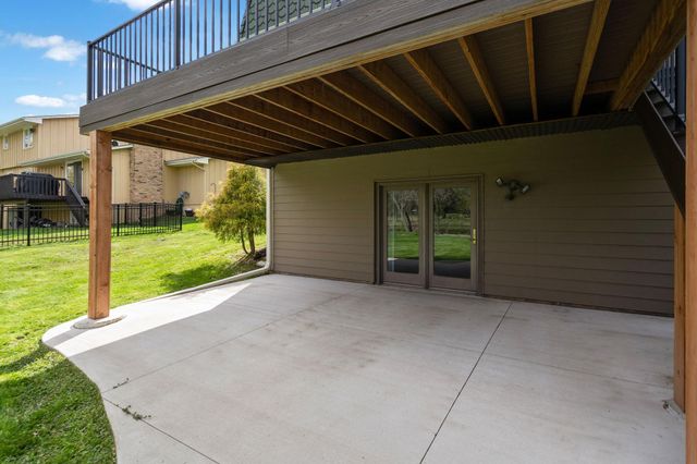 2910 Alvarado Lane N, Plymouth, MN 55447