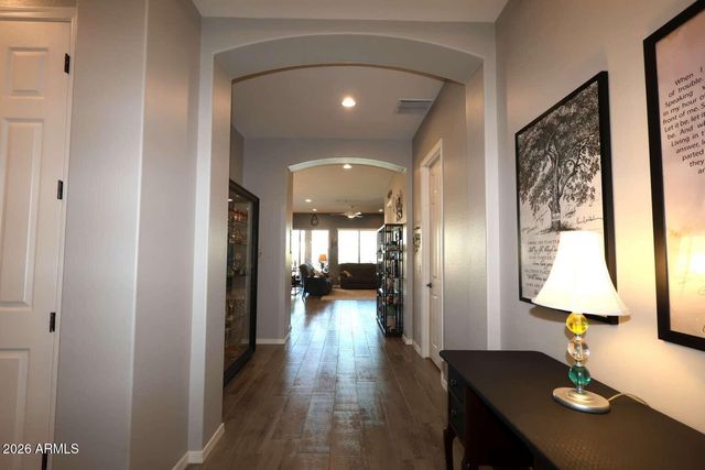 1484 W CALABASH Avenue, San Tan Valley, AZ 85140