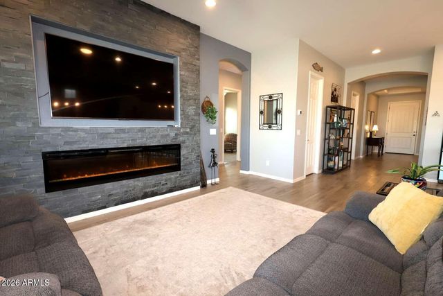 1484 W CALABASH Avenue, San Tan Valley, AZ 85140