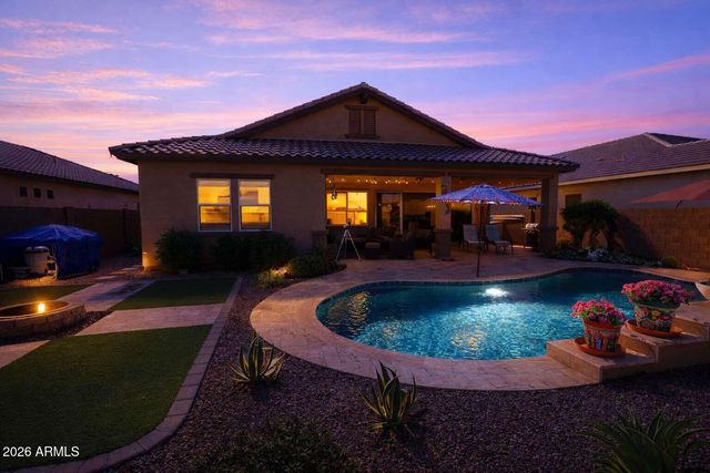 1484 W CALABASH Avenue, San Tan Valley, AZ 85140