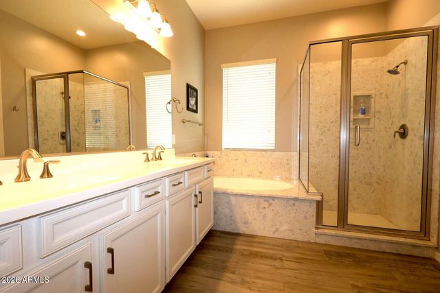 1484 W CALABASH Avenue, San Tan Valley, AZ 85140