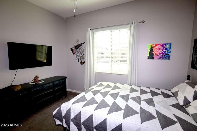 1484 W CALABASH Avenue, San Tan Valley, AZ 85140