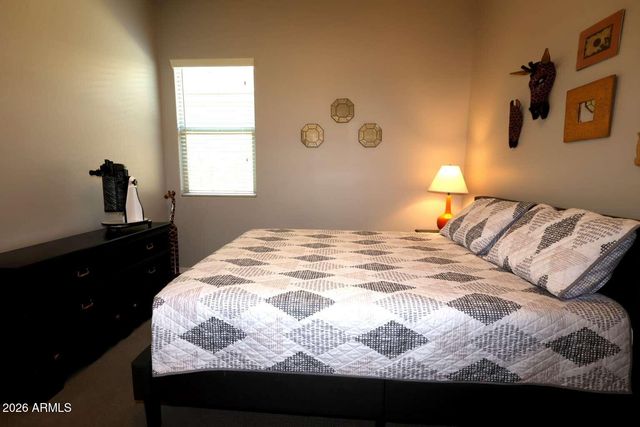 1484 W CALABASH Avenue, San Tan Valley, AZ 85140