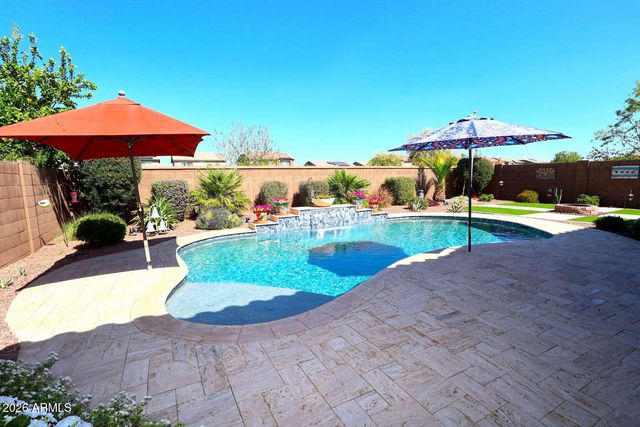 1484 W CALABASH Avenue, San Tan Valley, AZ 85140