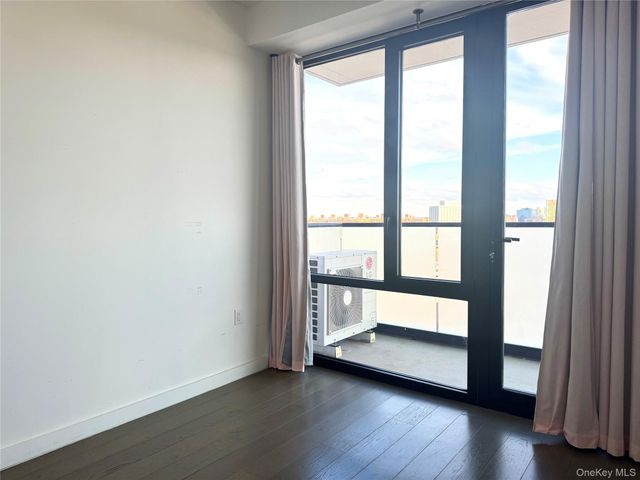 8808 Justice Avenue 15N, Elmhurst, NY 11373