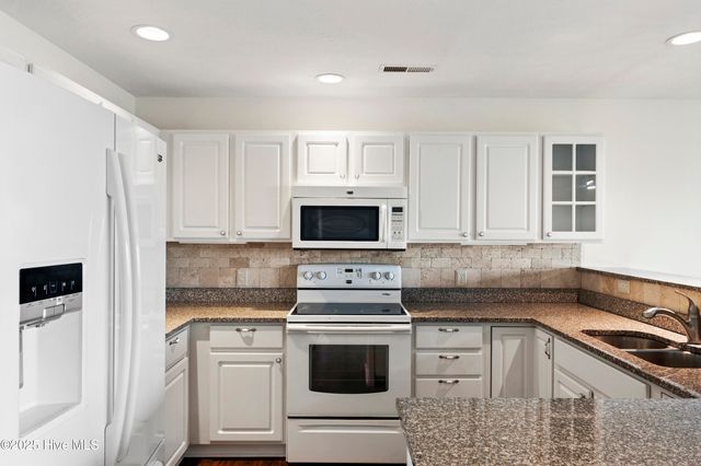 108 Turtle Cay Drive 3, Wilmington, NC 28412