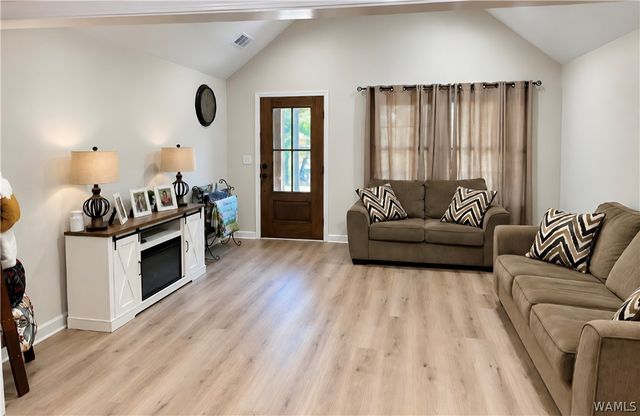 11604 Cripple Creek, Berry, AL 35546