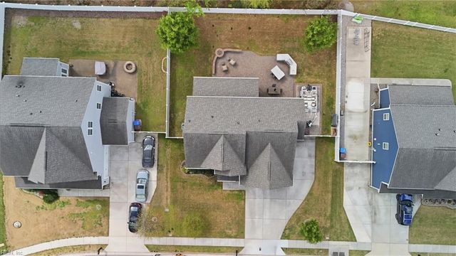 2223 Summer Breeze RD, Chesapeake, VA 23323