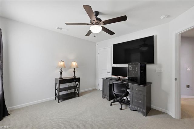 2223 Summer Breeze RD, Chesapeake, VA 23323