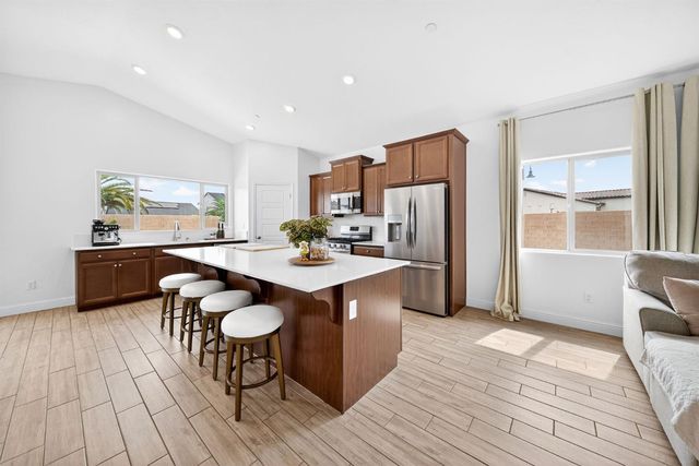 320 N Millard Avenue, Fresno, CA 93727