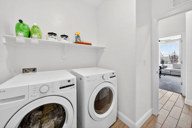 320 N Millard Avenue, Fresno, CA 93727