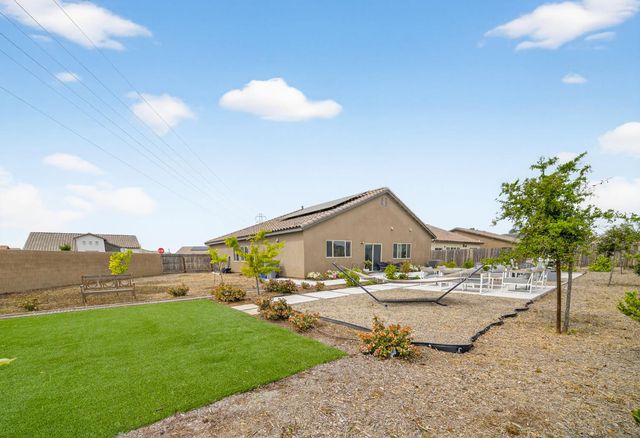 320 N Millard Avenue, Fresno, CA 93727