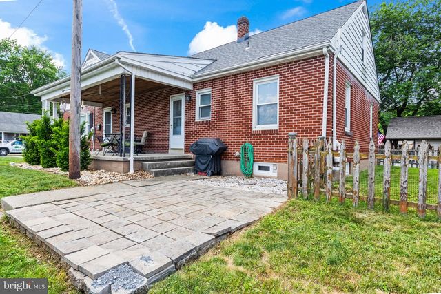335 N 6TH ST, Columbia, PA 17512