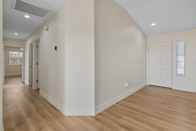 1459 Chimney Way, Lemoore, CA 93245