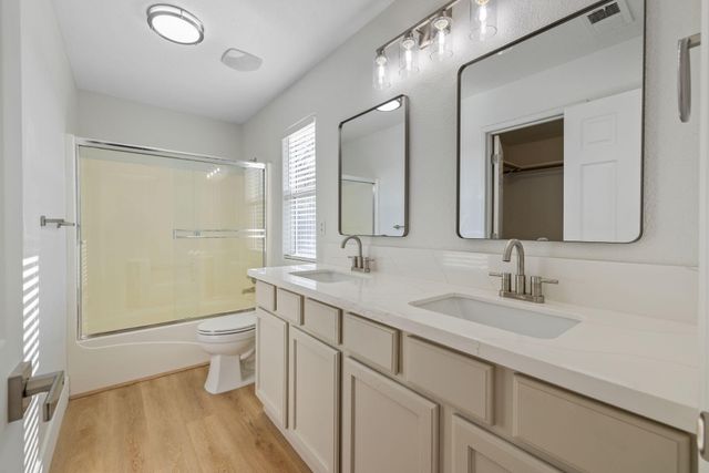 1459 Chimney Way, Lemoore, CA 93245