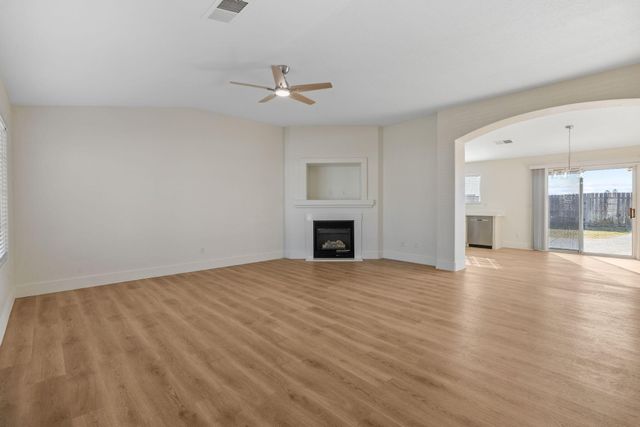 1459 Chimney Way, Lemoore, CA 93245