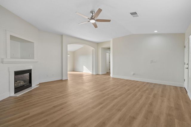 1459 Chimney Way, Lemoore, CA 93245