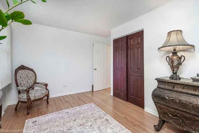 1408 S Fern Drive, Mount Prospect, IL 60056