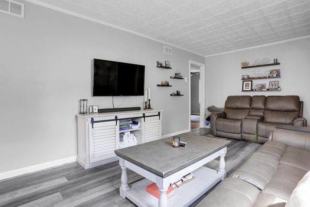 1410 Sweetser Avenue, Evansville, IN 47714