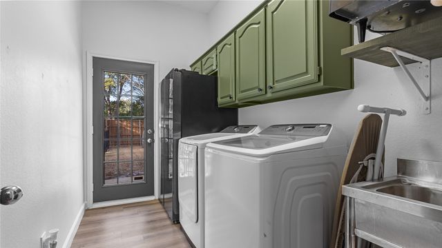 5811 Abingdon Drive, Richardson, TX 75082