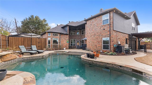 5811 Abingdon Drive, Richardson, TX 75082