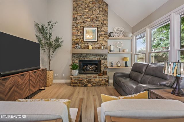 10534 Aspen Ridge Lane, Knoxville, TN 37932