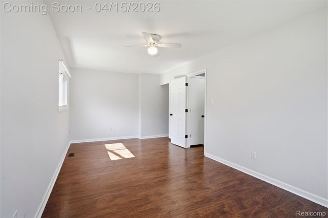 3550 Upton Drive, Troy, MI 48084