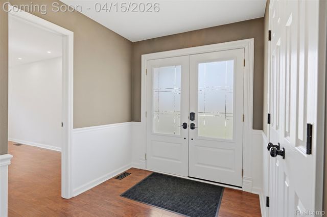 3550 Upton Drive, Troy, MI 48084