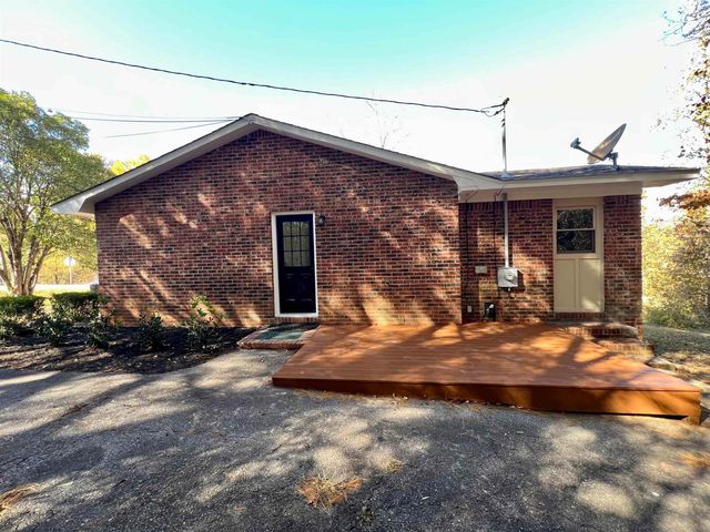 152 Washington Road, Cowpens, SC 29330