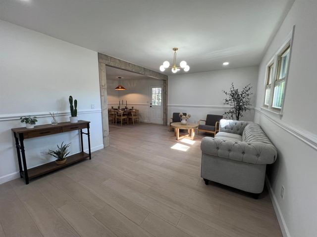 152 Washington Road, Cowpens, SC 29330