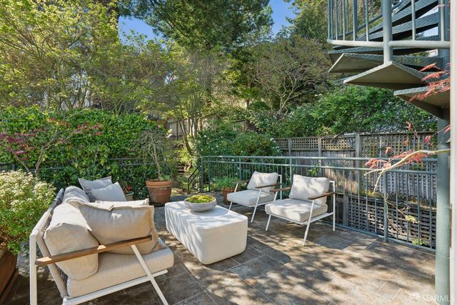 2535 Vallejo Street, San Francisco, CA 94123