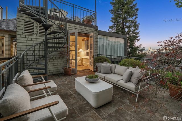 2535 Vallejo Street, San Francisco, CA 94123