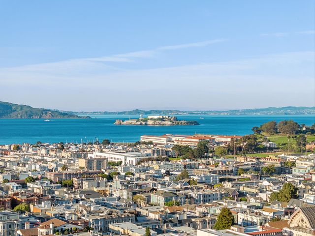2535 Vallejo Street, San Francisco, CA 94123