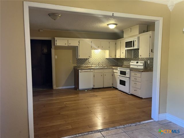 814 S 25th Street, Copperas Cove, TX 76522