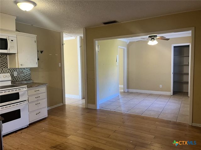 814 S 25th Street, Copperas Cove, TX 76522