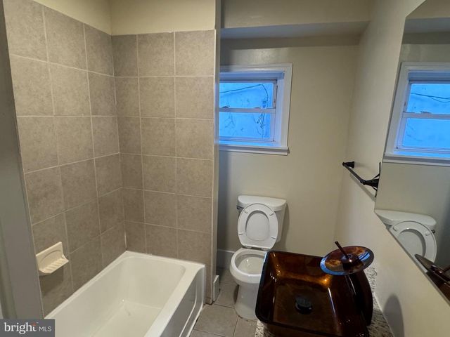 715 W 7TH ST, Wilmington, DE 19801