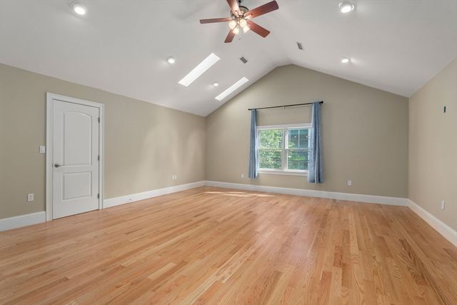 31 Florence Street 31, Newton, MA 02453