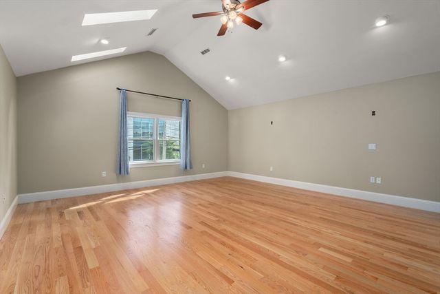31 Florence Street 31, Newton, MA 02453