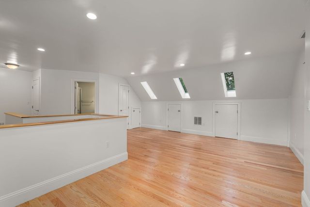 31 Florence Street 31, Newton, MA 02453