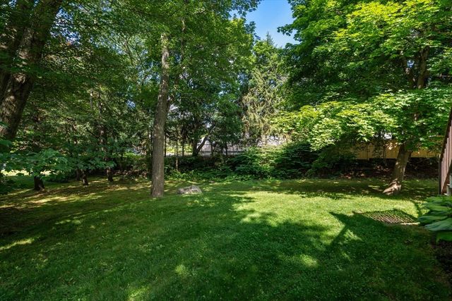 31 Florence Street 31, Newton, MA 02453