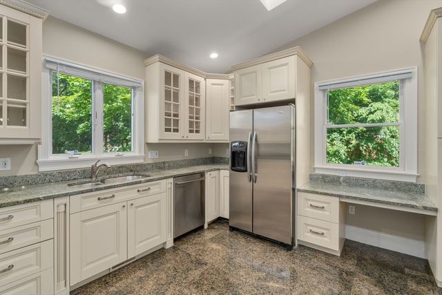 31 Florence Street 31, Newton, MA 02453