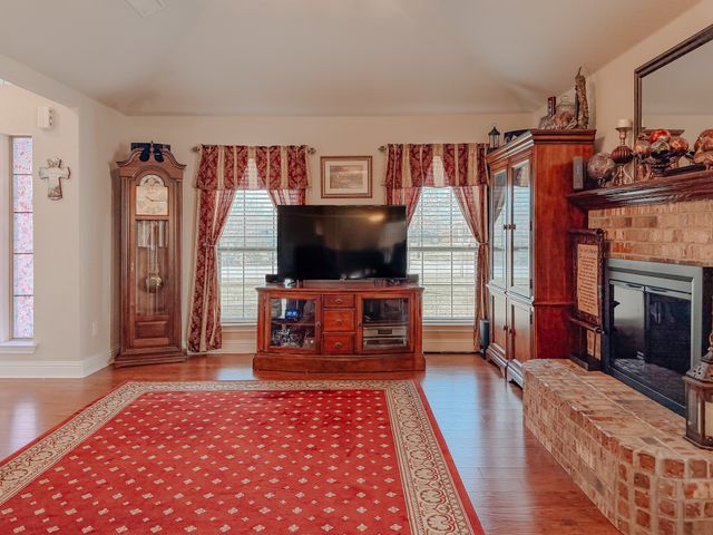 1716 Dogwood Trail, Corsicana, TX 75110