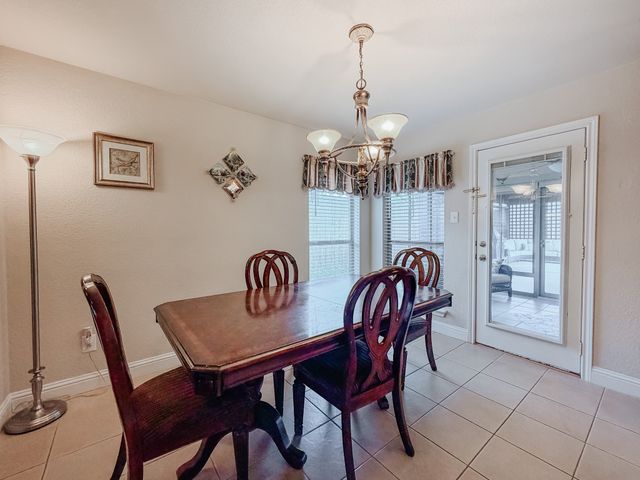 1716 Dogwood Trail, Corsicana, TX 75110