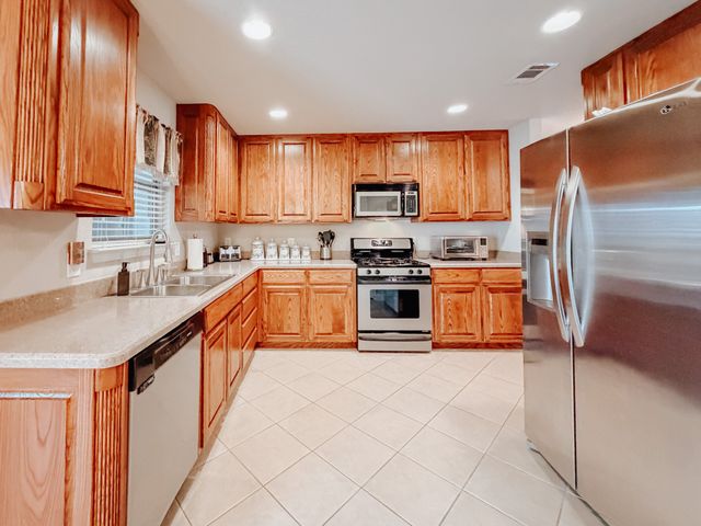 1716 Dogwood Trail, Corsicana, TX 75110