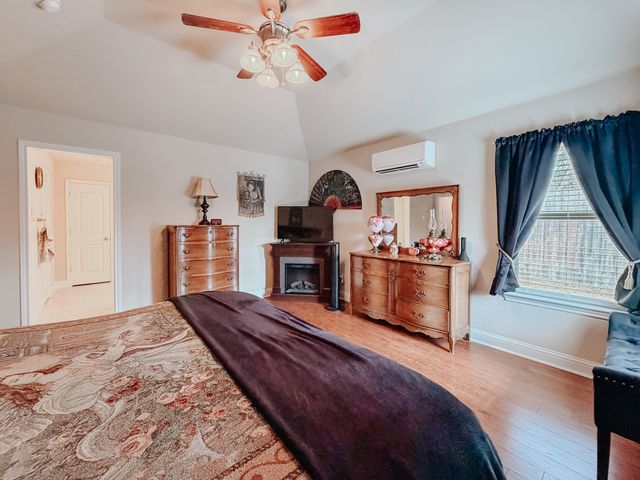 1716 Dogwood Trail, Corsicana, TX 75110