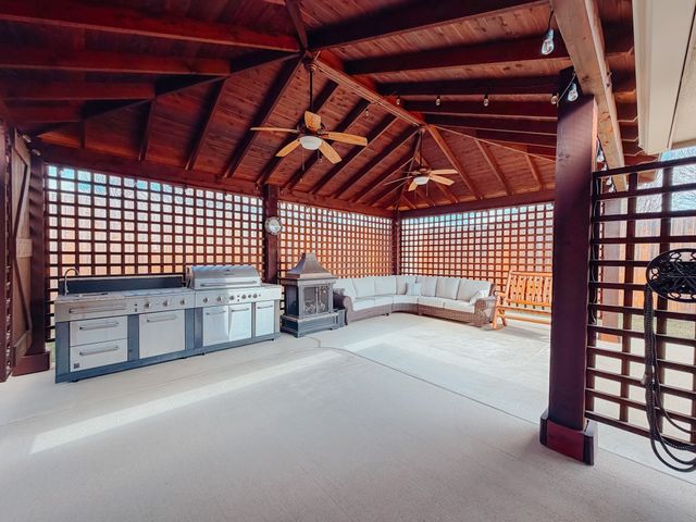 1716 Dogwood Trail, Corsicana, TX 75110