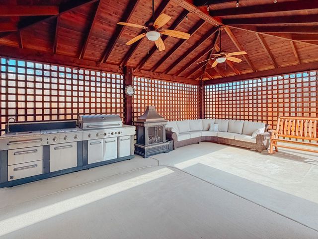 1716 Dogwood Trail, Corsicana, TX 75110