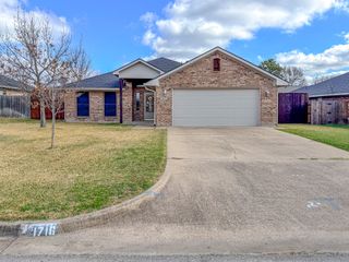 1716 Dogwood Trail, Corsicana, TX 75110