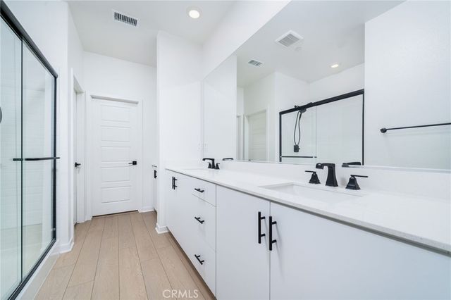 26938 Tanager, Valencia, CA 91381