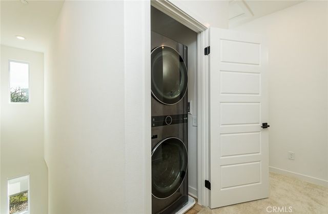 26938 Tanager, Valencia, CA 91381